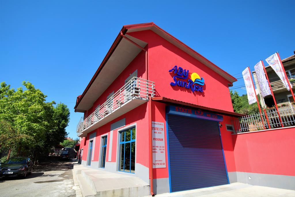 Hotel Aby Sunrise Orşova Esterno foto