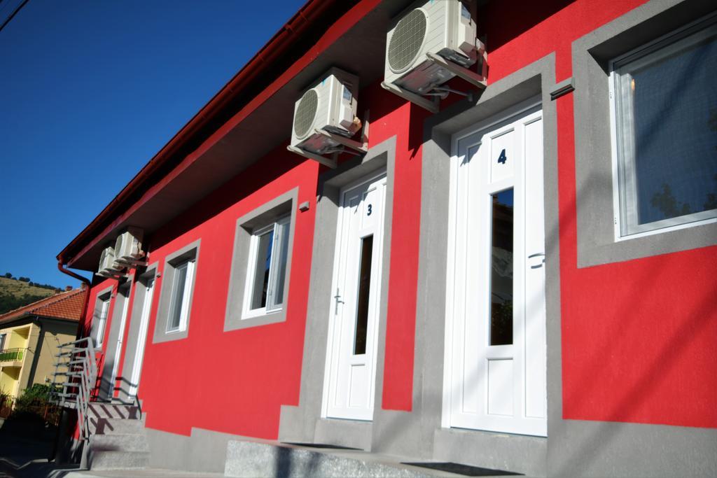 Hotel Aby Sunrise Orşova Esterno foto