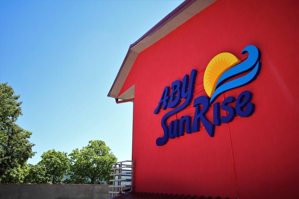 Hotel Aby Sunrise Orşova Esterno foto