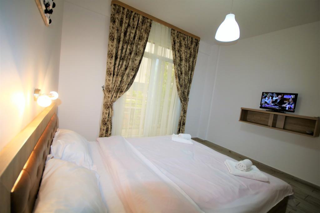 Hotel Aby Sunrise Orşova Esterno foto