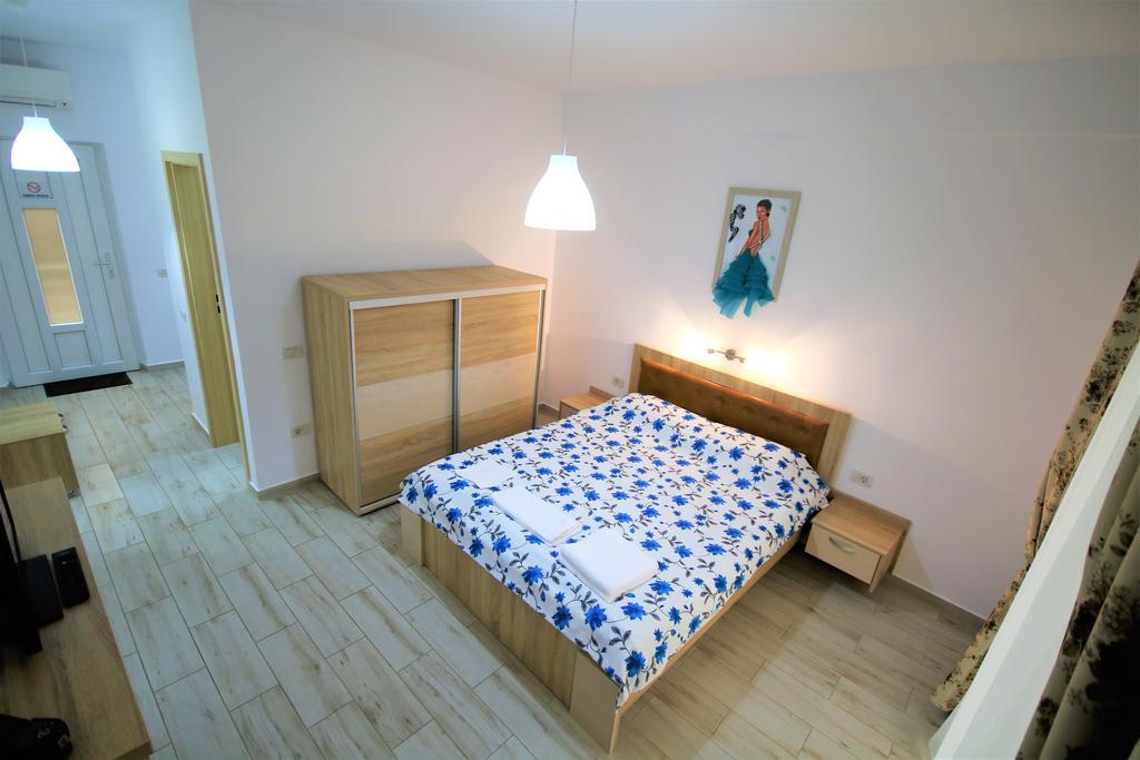 Hotel Aby Sunrise Orşova Esterno foto